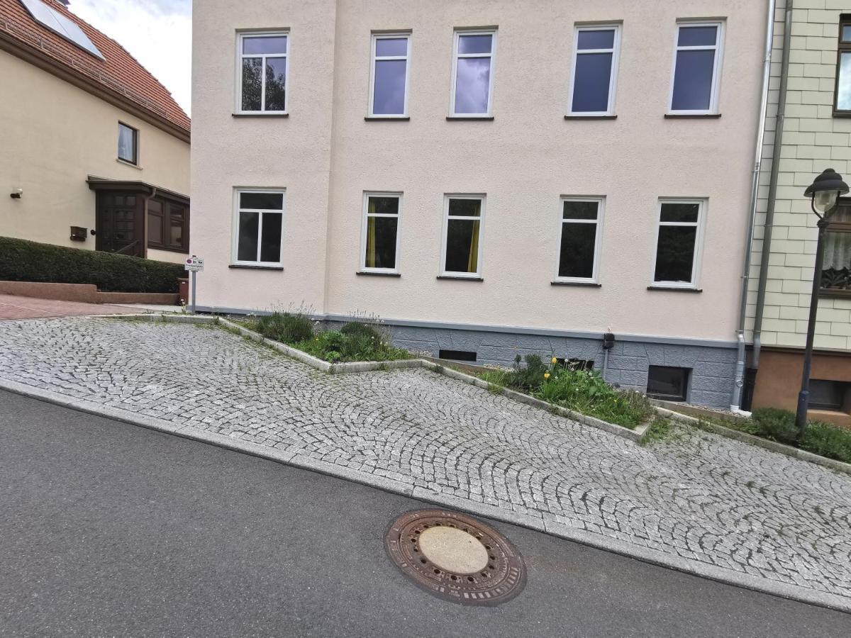 Bohnapartments - Stadtblick Zechenhaus - Balkon - Gratis Parkplatz - Wlan - Sehr Ruhig - Barrierearm イルメナウ エクステリア 写真