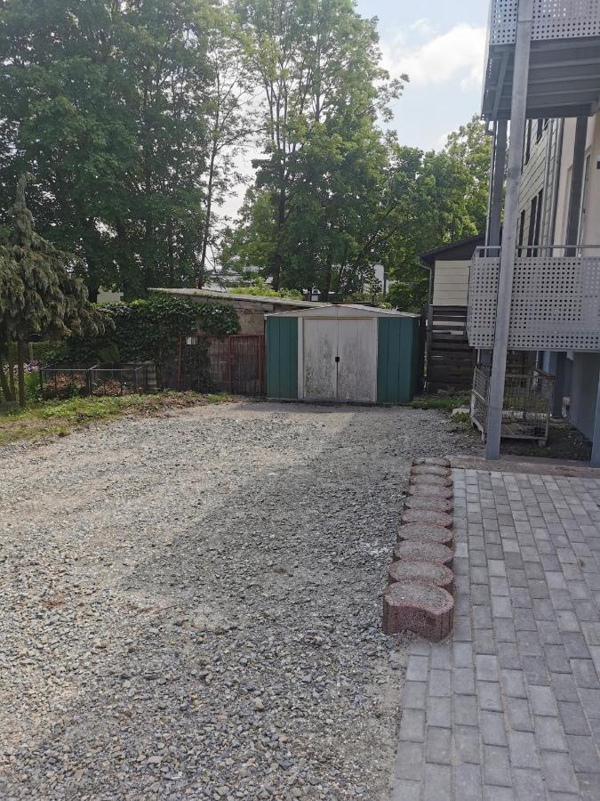 Bohnapartments - Stadtblick Zechenhaus - Balkon - Gratis Parkplatz - Wlan - Sehr Ruhig - Barrierearm イルメナウ エクステリア 写真