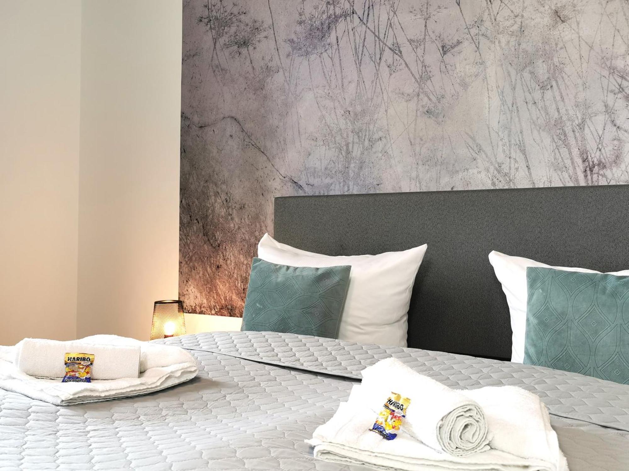 Bohnapartments - Stadtblick Zechenhaus - Balkon - Gratis Parkplatz - Wlan - Sehr Ruhig - Barrierearm イルメナウ エクステリア 写真