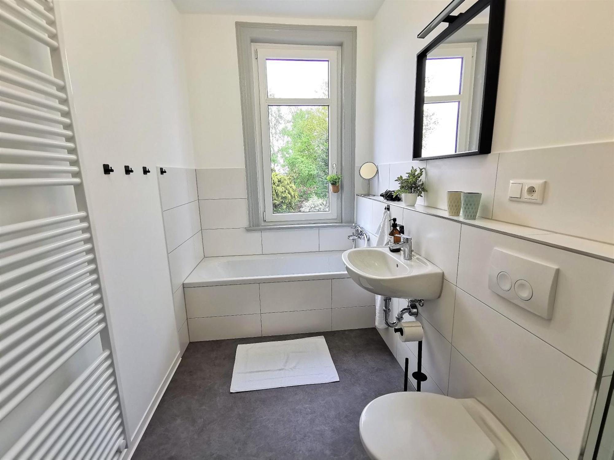 Bohnapartments - Stadtblick Zechenhaus - Balkon - Gratis Parkplatz - Wlan - Sehr Ruhig - Barrierearm イルメナウ エクステリア 写真