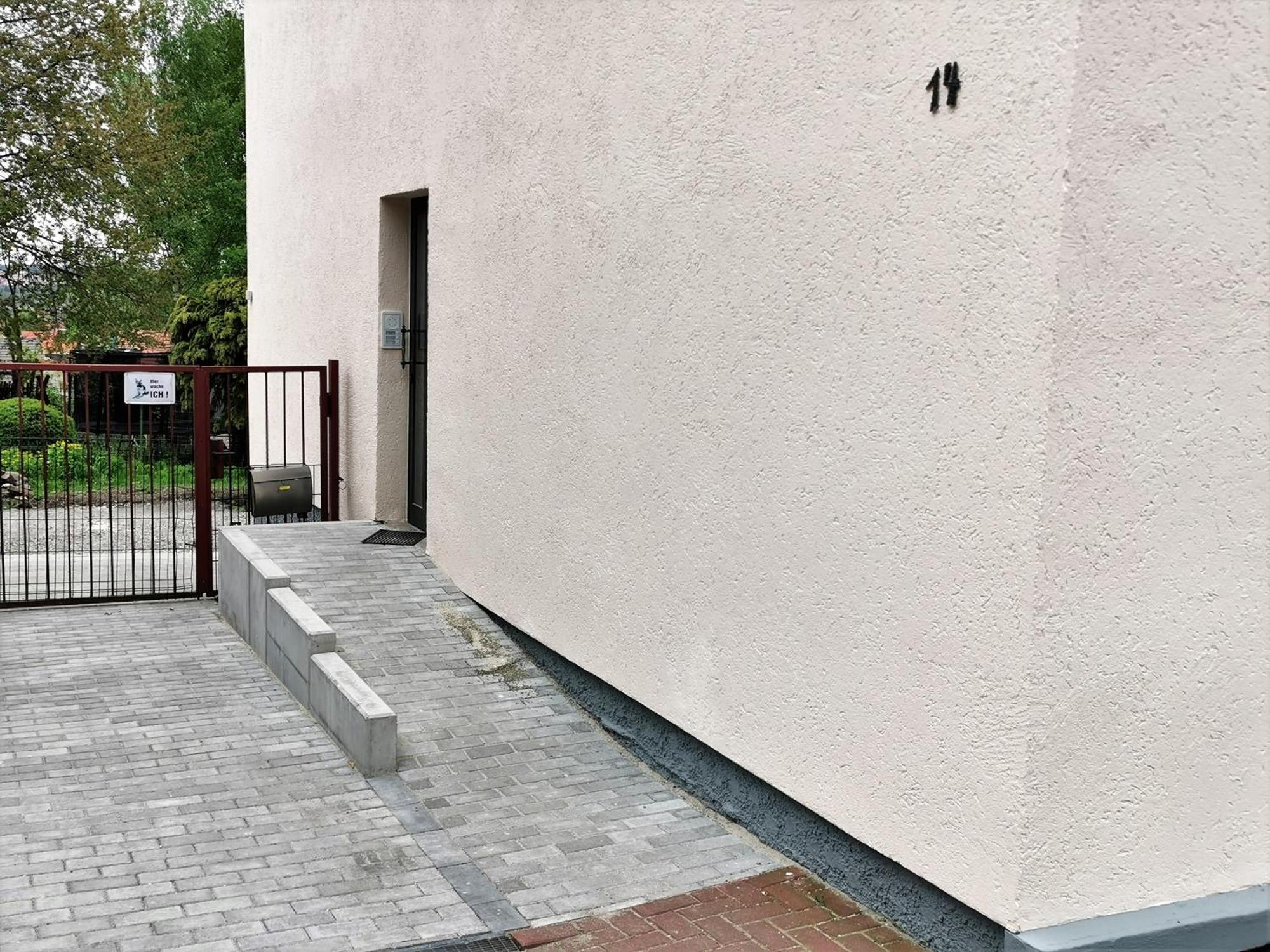 Bohnapartments - Stadtblick Zechenhaus - Balkon - Gratis Parkplatz - Wlan - Sehr Ruhig - Barrierearm イルメナウ エクステリア 写真